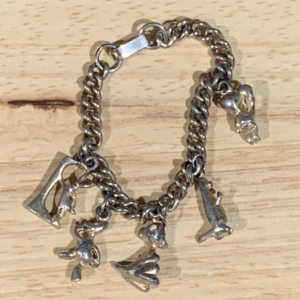 Vintage Looney Tunes Charm Bracelet Kids 6